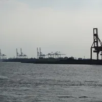 Osaka Hafen - hier gibt es angeblich die allerschönsten Sonnenuntergänge