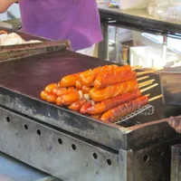 Wurst am Stiel im Stadion